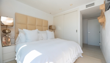 Resa Estates apartment for sale in Ibiza marina botafoch modern bedroom 5.jpg